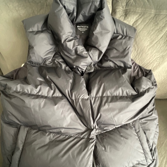 Athleta Jackets & Blazers - Athleta Puffer Vest